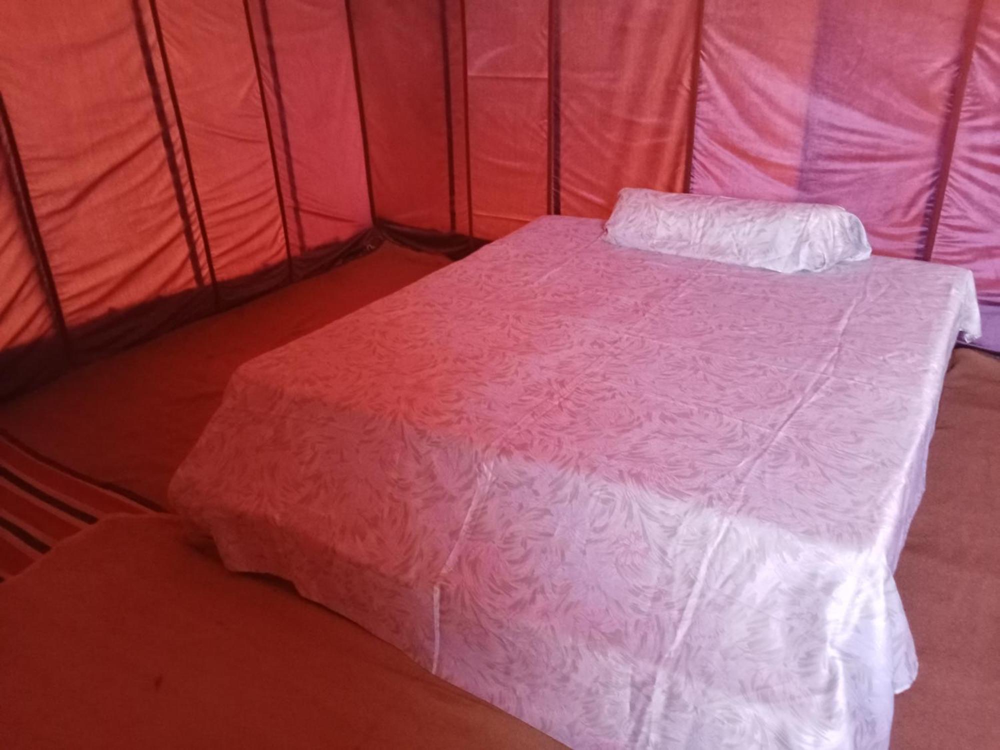 Bivouac Cote-Iriki Otel Foum Zguid Dış mekan fotoğraf