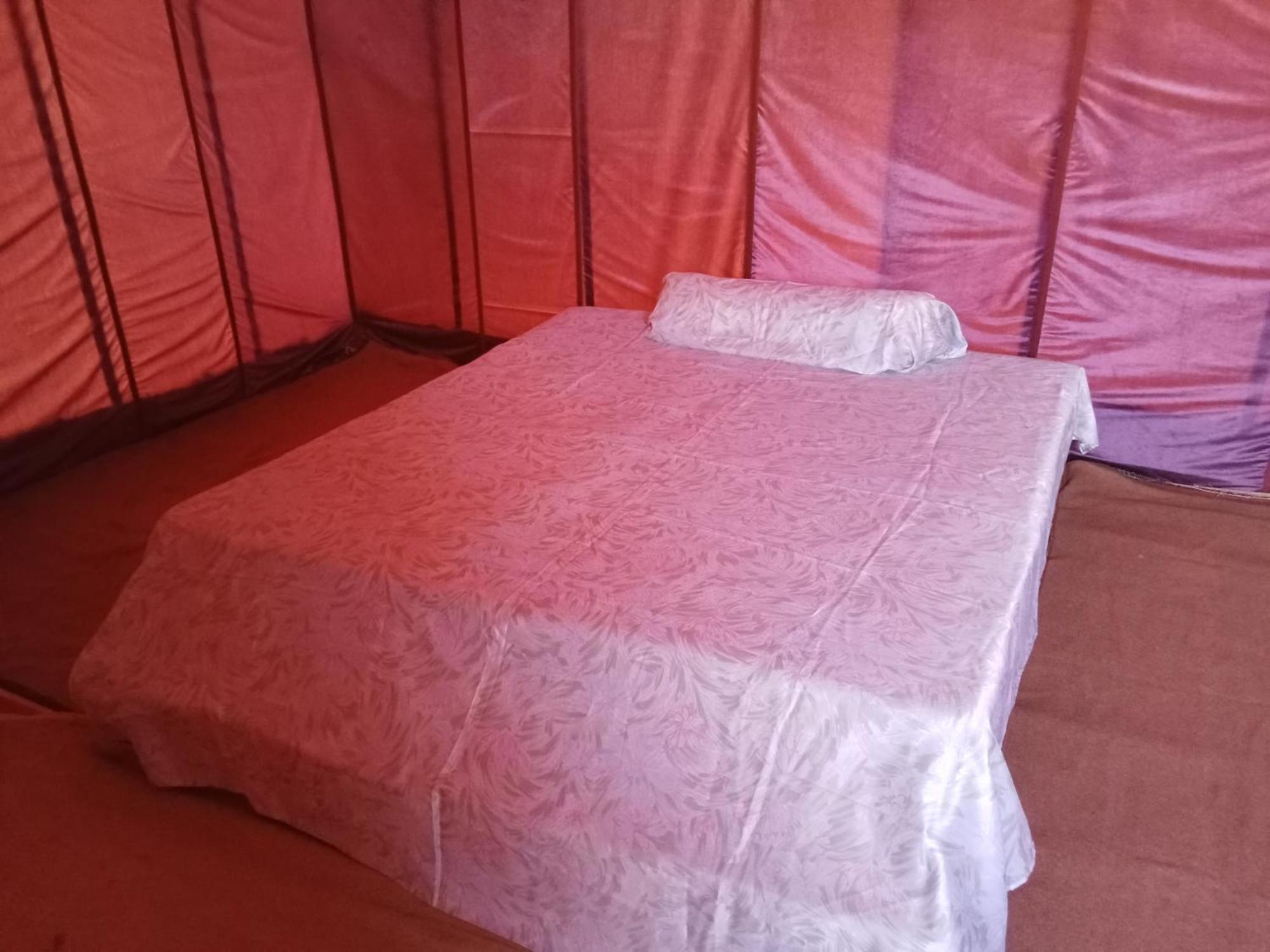 Bivouac Cote-Iriki Otel Foum Zguid Dış mekan fotoğraf