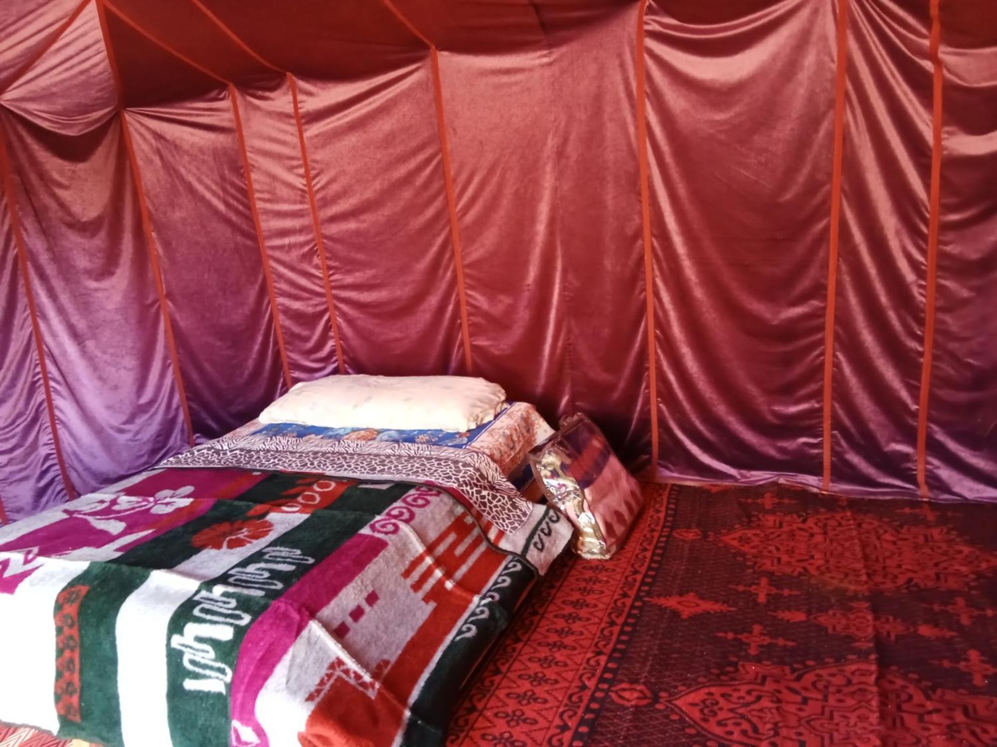 Bivouac Cote-Iriki Otel Foum Zguid Dış mekan fotoğraf